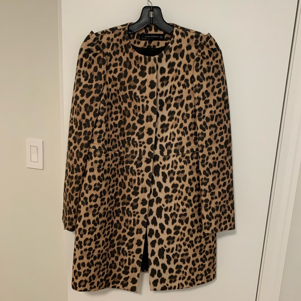 Zara leopard coat